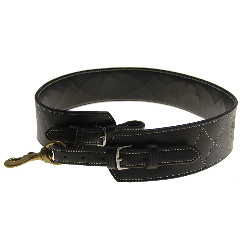 Correa cintura para tambor ou caixa con costura reforzada negra con estampado.
